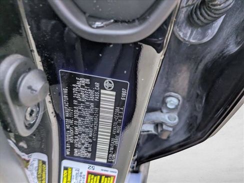 Used 2022 Toyota Camry SE image 23