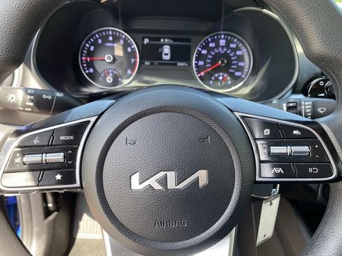 Used 2023 Kia Forte LXS FWD image 14