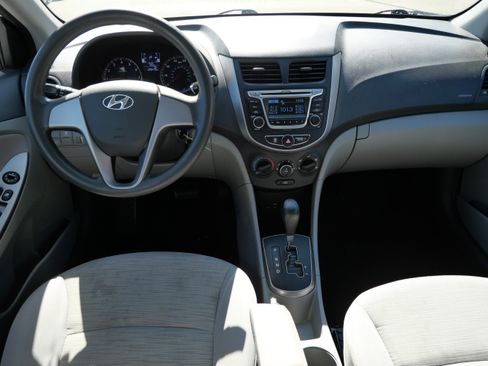 Used 2017 Hyundai Accent SE FWD image 10