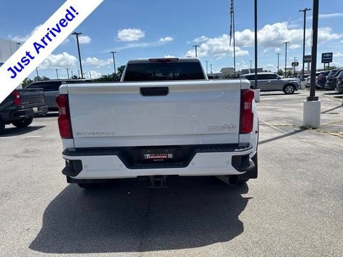 Used 2026 Chevrolet Silverado 3500 High Country w/ High Country Premium Package AWD/4WD image 4