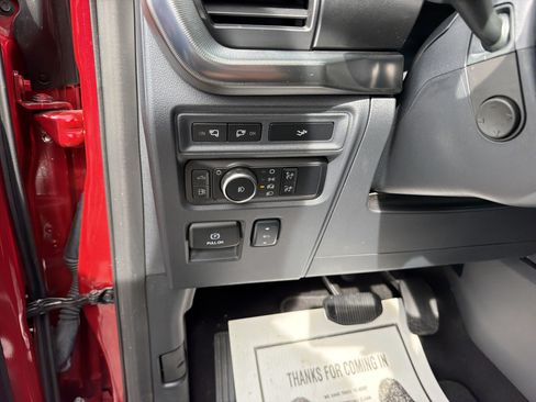 Used 2024 Ford F150 Lariat w/ Equipment Group 502A High AWD/4WD image 18