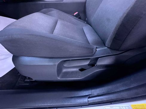 Used 2025 Toyota Camry LE image 13