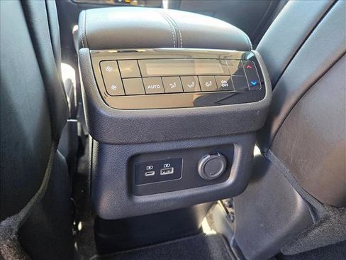 Used 2023 INFINITI QX60 Luxe w/ Vision Package AWD/4WD image 18