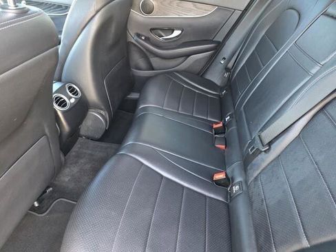 Used 2018 Mercedes-Benz GLC 300 image 30