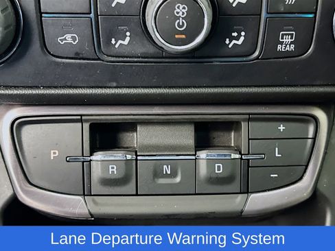 Used 2022 GMC Terrain AT4 w/ Infotainment Package II image 24