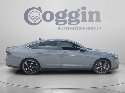 Certified 2024 Honda Accord Sport image 6