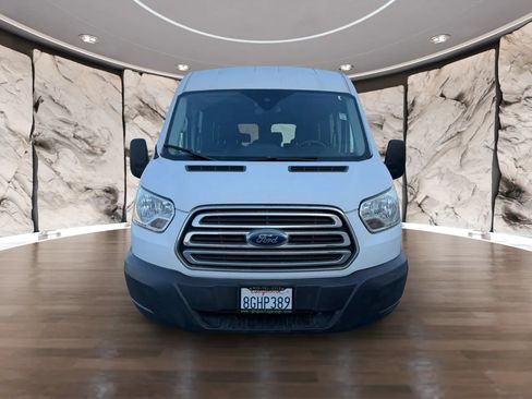 Used 2018 Ford Transit 350 XLT RWD image 2