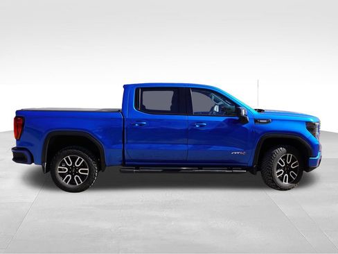 Certified 2022 GMC Sierra 1500 AT4 w/ AT4 Premium Package AWD/4WD image 3