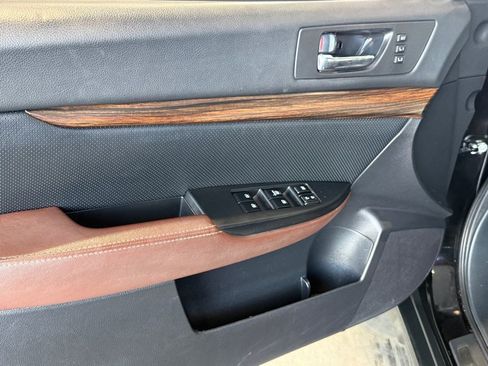 Used 2013 Subaru Outback 2.5i Limited w/ Special Appearance Pkg image 16