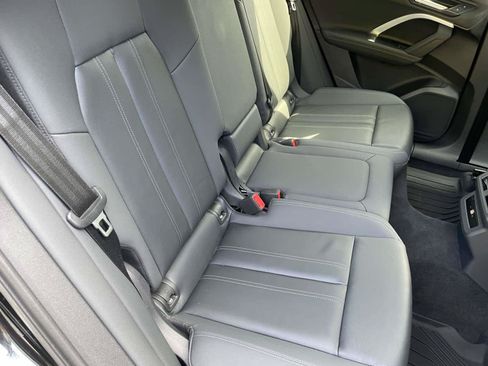 Certified 2025 Audi Q5 Premium w/ Convenience Package AWD/4WD image 22