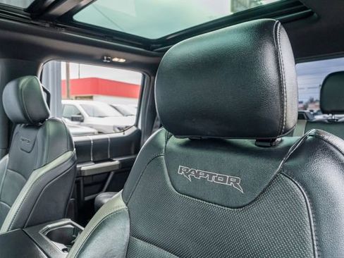 Used 2018 Ford F150 Raptor w/ Equipment Group 802A Luxury image 20