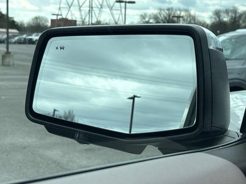 Used 2023 GMC Sierra 1500 SLT w/ SLT Premium Plus Package image 18