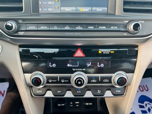Used 2019 Hyundai Elantra Value Edition image 22