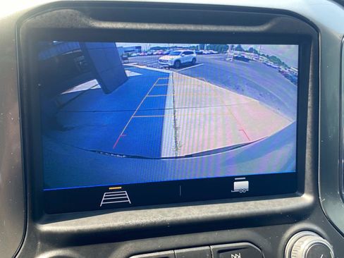 Used 2020 Chevrolet Silverado 1500 LT Trail Boss w/ Bed Protection Package AWD/4WD image 24
