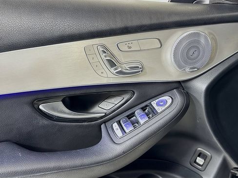 Used 2020 Mercedes-Benz GLC 300 image 13