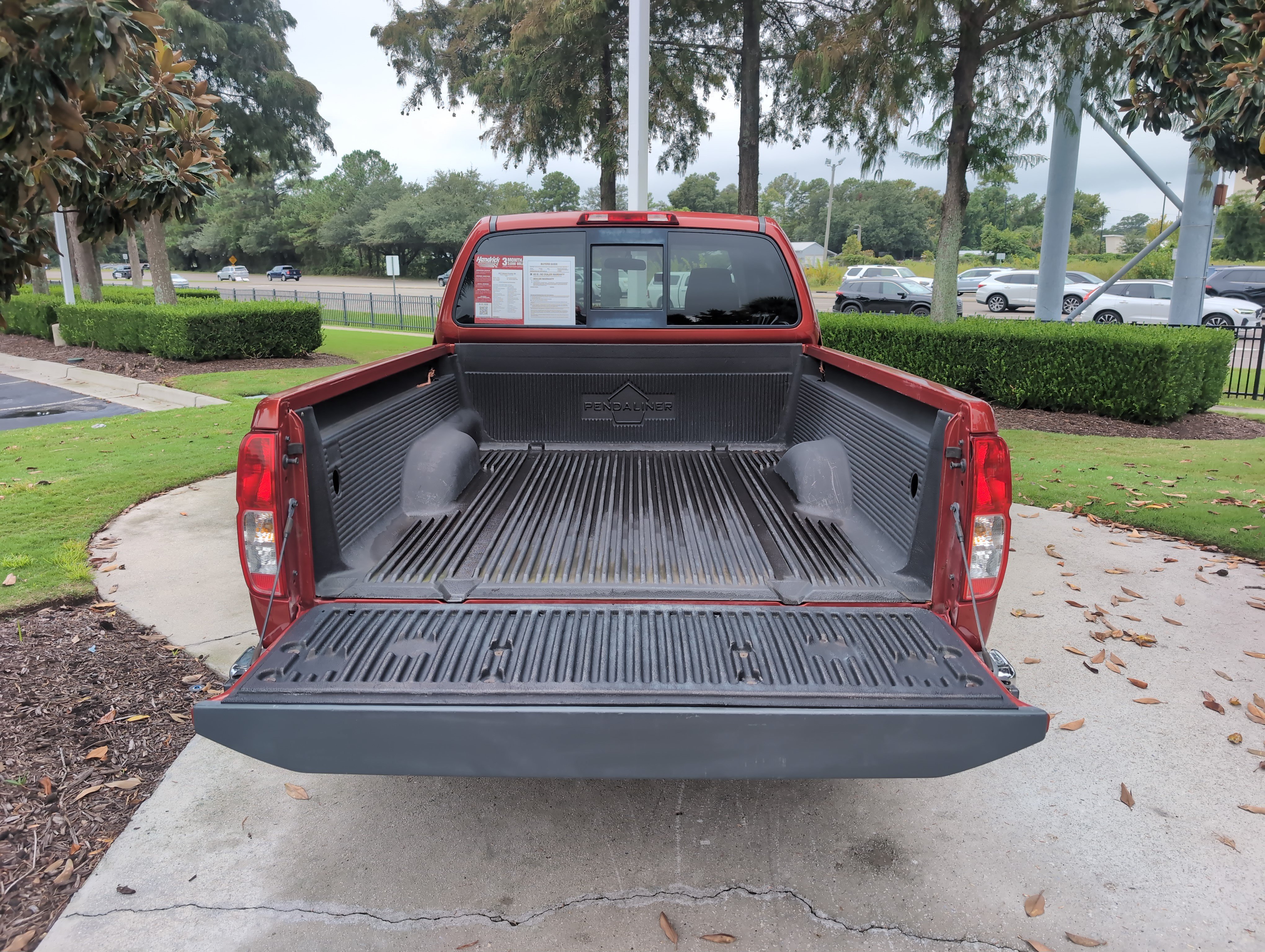Used 2017 Nissan Frontier SV RWD image 29