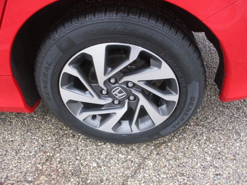 Used 2017 Honda Civic EX image 10