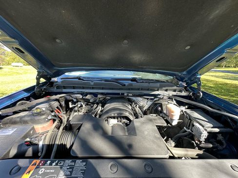 Used 2018 Chevrolet Silverado 1500 LT w/ All Star Edition AWD/4WD image 43