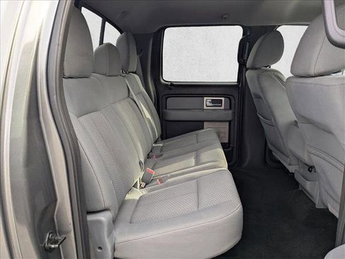 Used 2011 Ford F150 XLT w/ XLT Chrome Pkg image 18