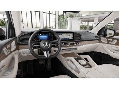 New 2026 Mercedes-Benz GLS 450 4MATIC