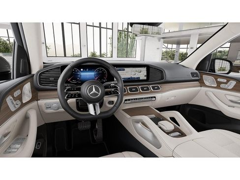 New 2026 Mercedes-Benz GLS 450 4MATIC image 3