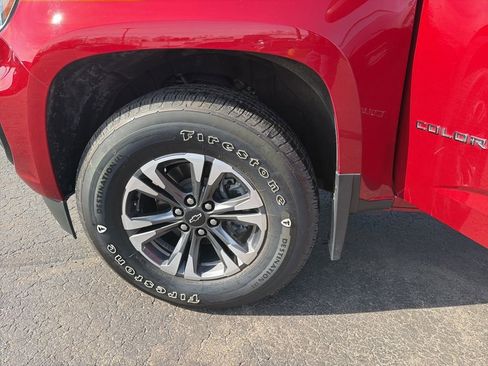 Certified 2022 Chevrolet Colorado Z71 w/ Safety Package image 23