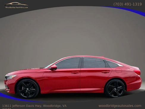 Used 2019 Honda Accord Sport image 3
