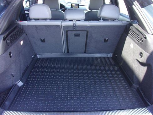 Used 2018 Audi Q3 2.0T Premium Plus w/ Premium Plus Package image 6