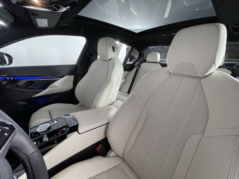 Certified 2025 BMW 540i xDrive image 7