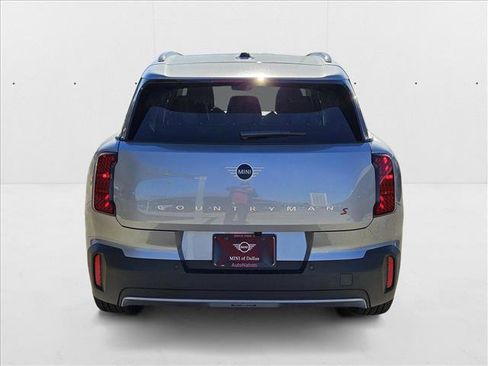 Used 2025 MINI Cooper Countryman S w/ Comfort Package Max image 8