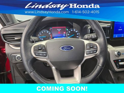 Used 2021 Ford Explorer XLT w/ Equipment Group 202A AWD/4WD image 16