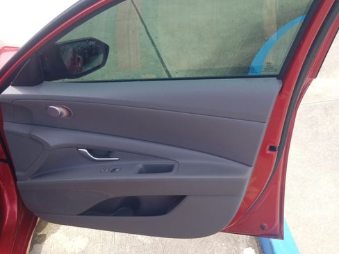 Used 2023 Hyundai Elantra SEL FWD image 16