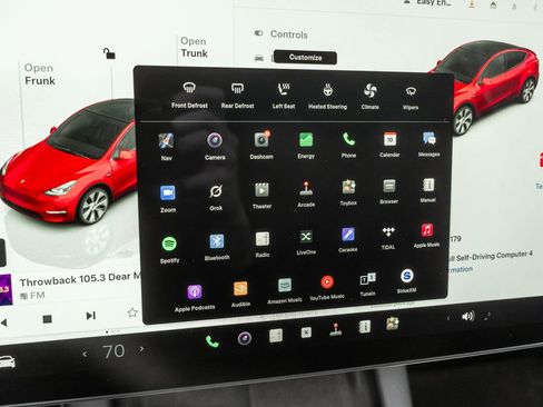 Used 2024 Tesla Model Y Long Range image 8