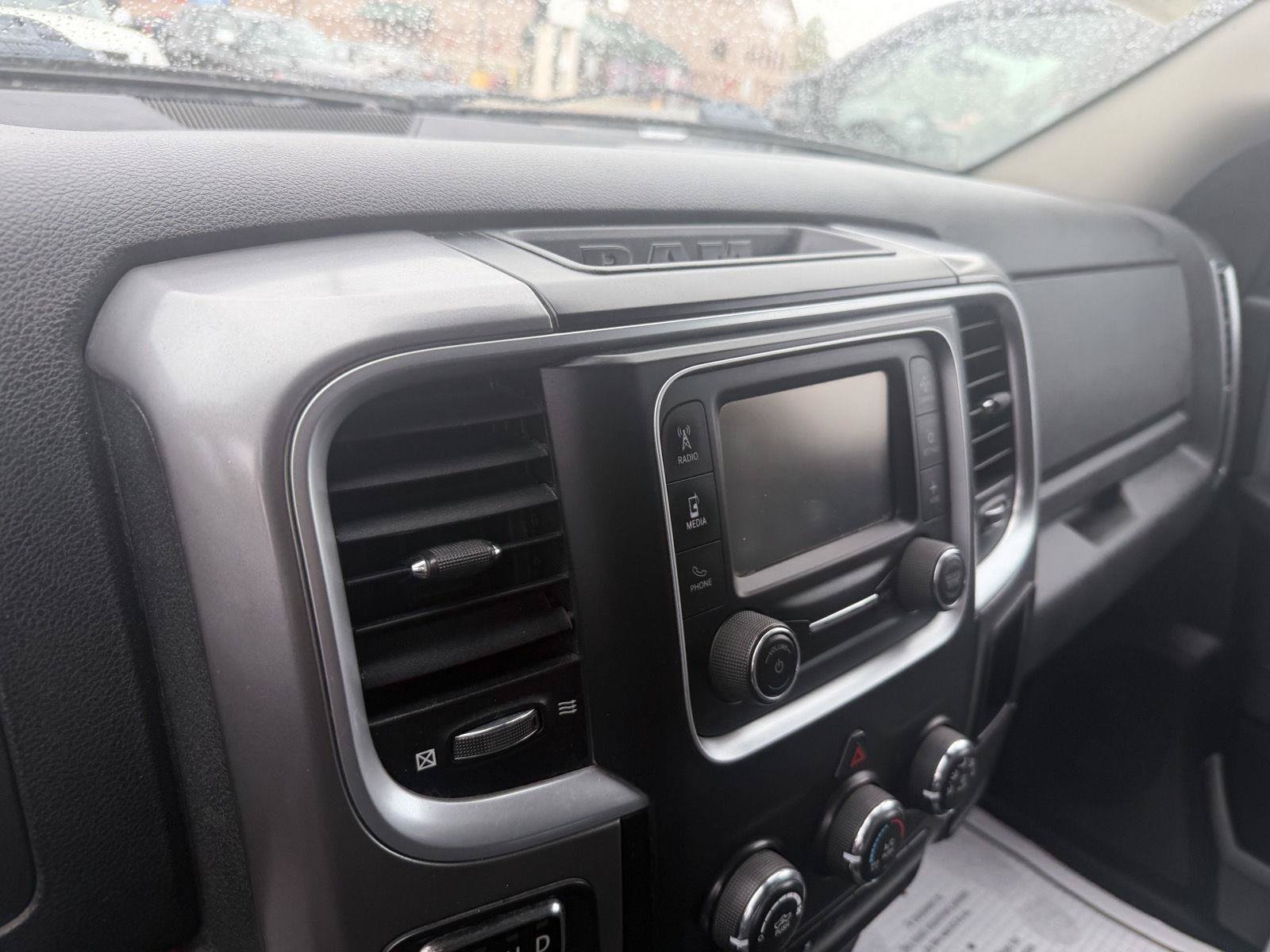 Used 2021 RAM 1500 Classic SLT AWD/4WD image 22