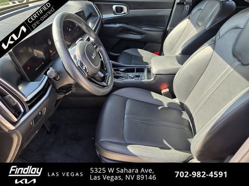 Certified 2025 Kia Sorento S FWD image 11