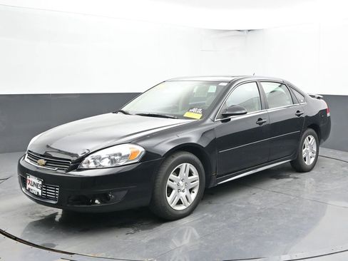 Used 2011 Chevrolet Impala LT w/ Luxury Edition Package image 6