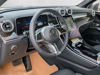 Used 2026 Mercedes-Benz GLC 300 4MATIC video 3