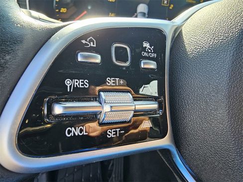 Used 2021 Mercedes-Benz GLE 350 w/ AMG Line Exterior image 20