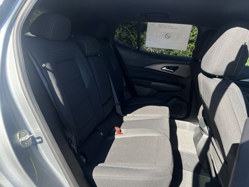 New 2026 Chevrolet Equinox EV LT image 38