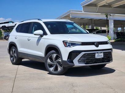 New 2026 Volkswagen Taos SE