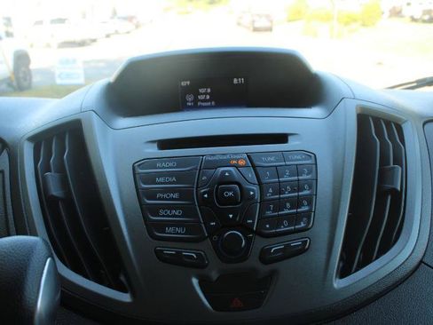 Used 2019 Ford Transit 250 148 Low Roof RWD image 15