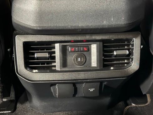 Used 2024 Ford F250 Platinum image 35