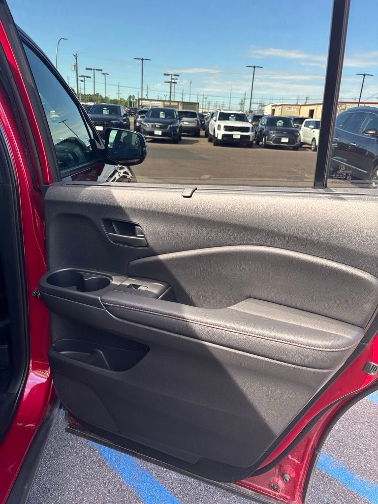 Used 2022 Honda Passport TrailSport image 28