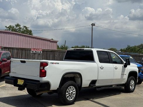 Used 2021 Chevrolet Silverado 2500 LT AWD/4WD image 21
