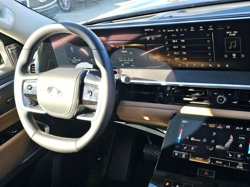 New 2025 INFINITI QX80 Sensory image 14