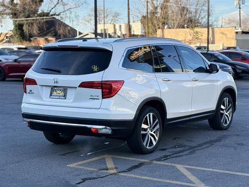 Used 2018 Honda Pilot Elite image 7
