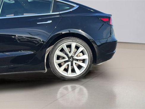 Used 2020 Tesla Model 3 Standard Range Plus image 25