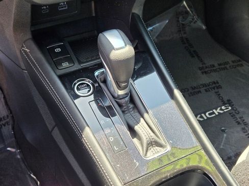 Certified 2023 Nissan Kicks SR w/ SR Premium Package FWD image 28