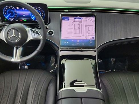 Used 2023 Mercedes-Benz EQE 500 4MATIC SUV w/ Exclusive Trim Package image 35