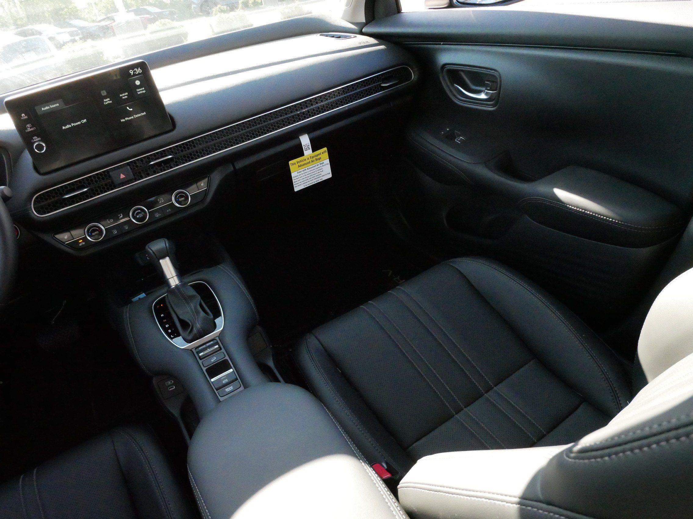 Used 2027 Honda HR-V EX-L image 11
